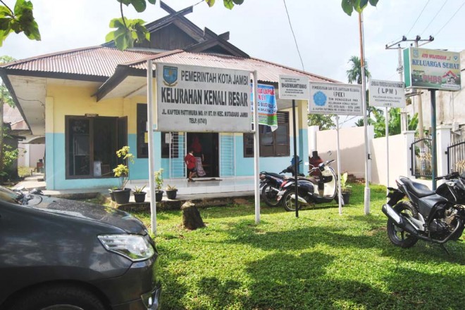 Kantor Lurah Kenali Besar.